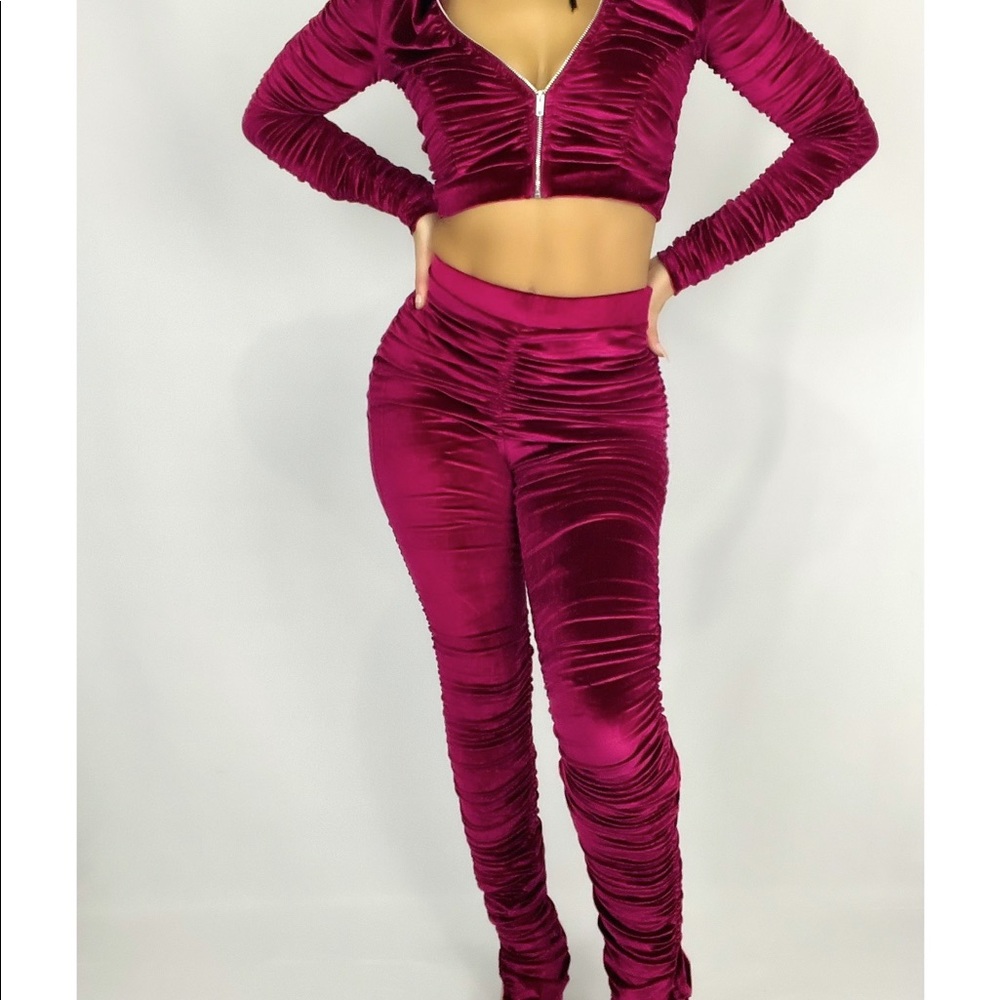 Plush Cranberry jogger
